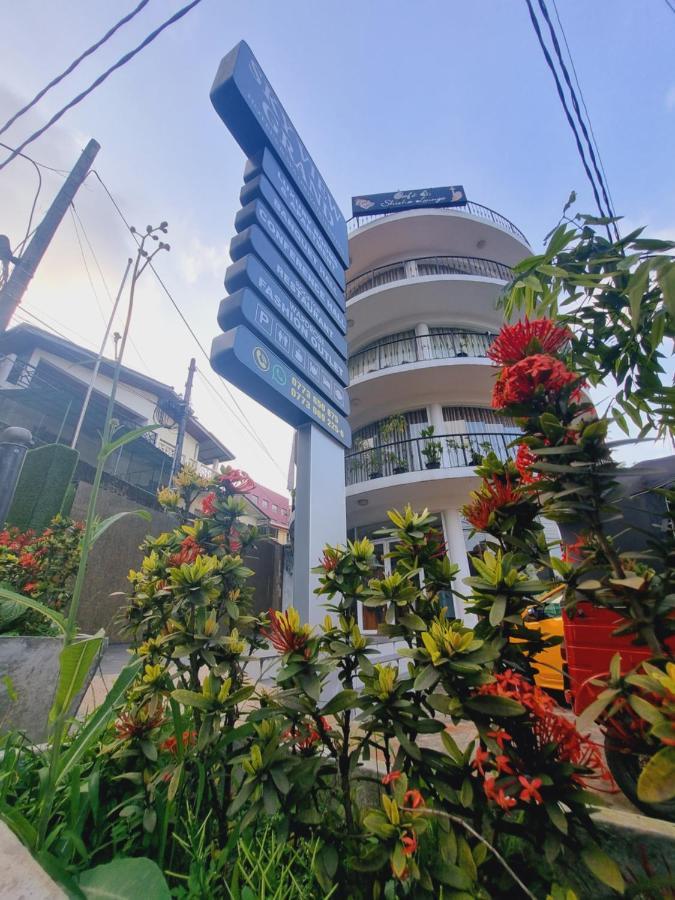 Sky View Grand 호텔 캔디 외부 사진